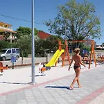 Cozy In With Heated Swimming Pool * Privlaka (Zadar)
