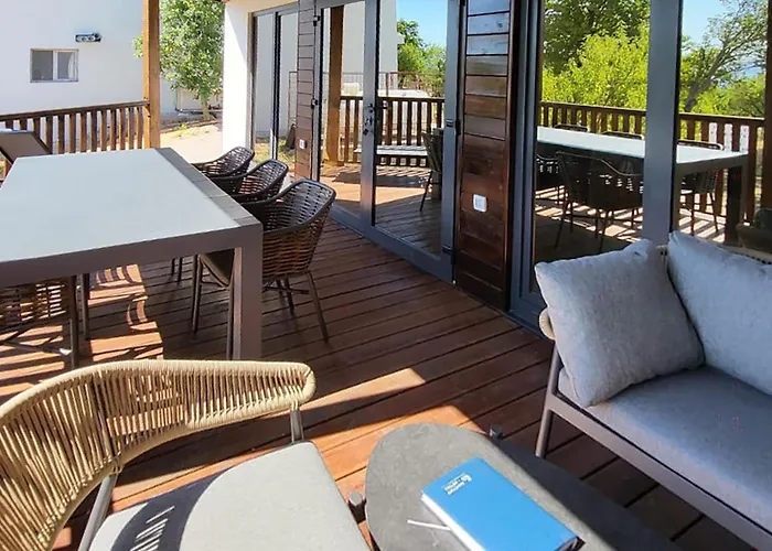 Cozy In With Heated Swimming Pool *